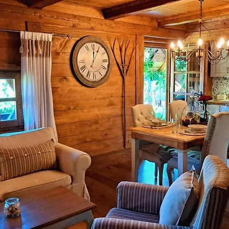 Wonderful Getaway Cottage For A Small Group In Bled, Slovenia Dom wakacyjny Bled