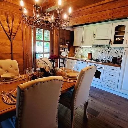 Wonderful Getaway Cottage For A Small Group In Bled, Slovenia Dom wakacyjny *